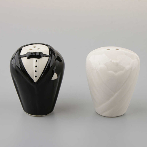 bride & groom salt & pepper shaker comicool shop