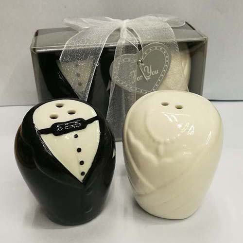 bride & groom salt & pepper shaker comicool shop